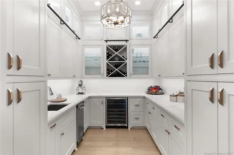 $1,299,000 | 1750 Sutherland Road, Lake Charles, LA 70611