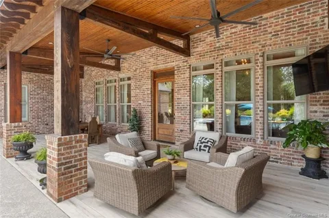 $1,299,000 | 1750 Sutherland Road, Lake Charles, LA 70611