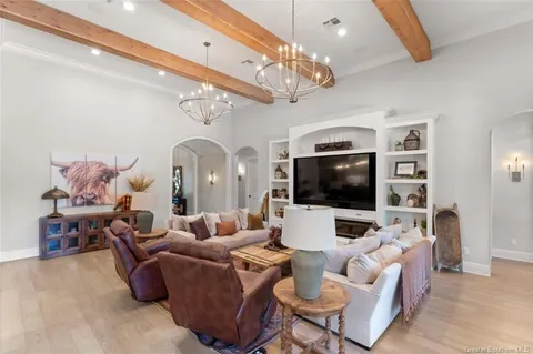 $1,299,000 | 1750 Sutherland Road, Lake Charles, LA 70611