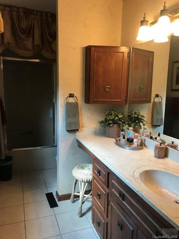 659 Lenoir Road Morganton, NC 28655 - Photo 19 of 36