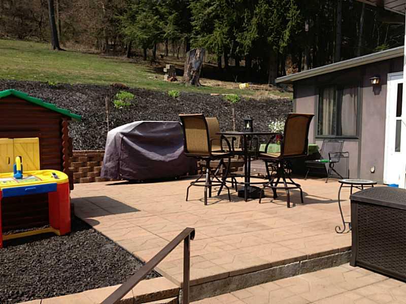 3426 Conway Wallrose Road Economy, PA 15143 - Photo 3 of 16 Patio/Deck.