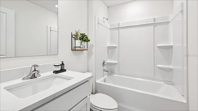 $270,990 | 2950 Northeast 21st Ct Road, Ocala, FL 34479