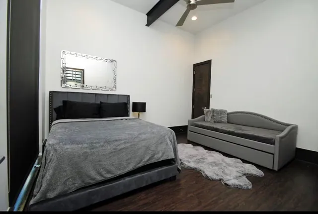 a view of a entryway of the house