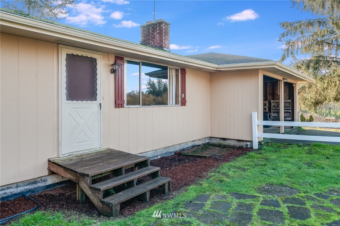 2840 King Road Curtis, WA 98538 - Photo 5 of 37