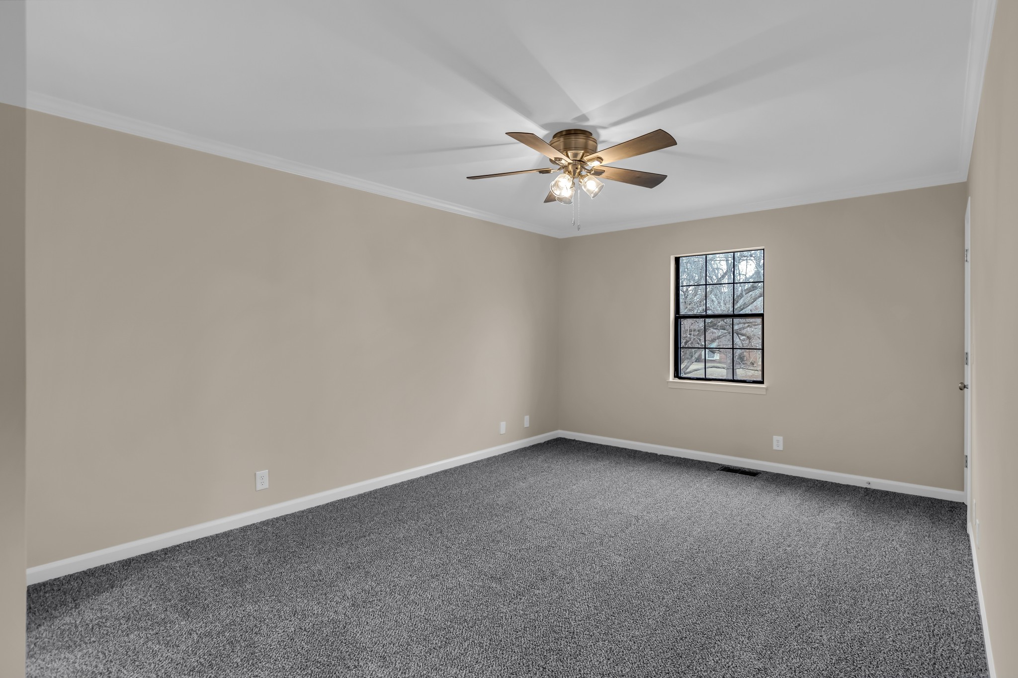 1205 General George Patton Road Nashville, TN 37221 - Photo 20 of 32 an empty room with windows and ceiling fan