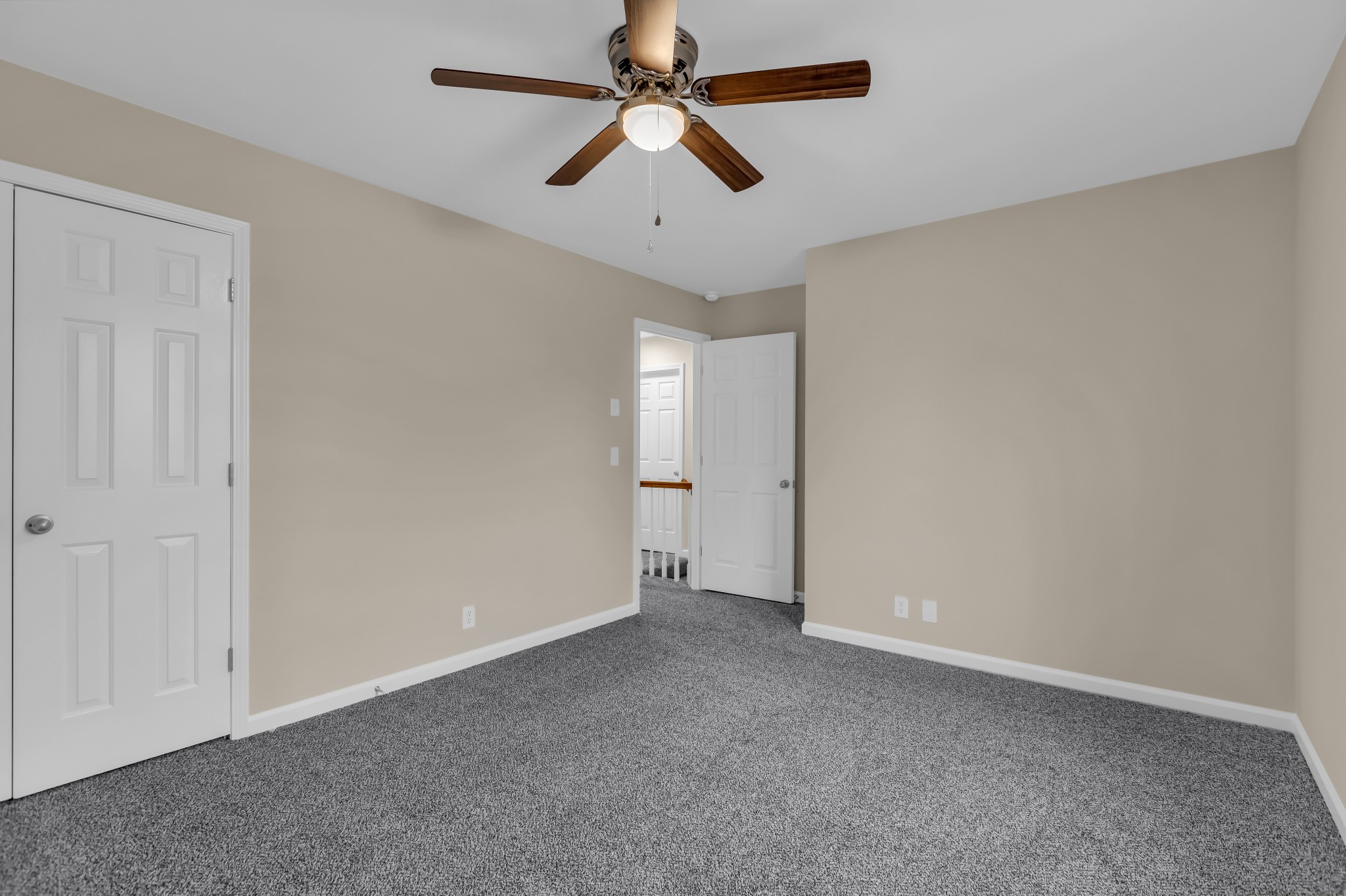 1205 General George Patton Road Nashville, TN 37221 - Photo 25 of 32 an empty room with chandelier fan