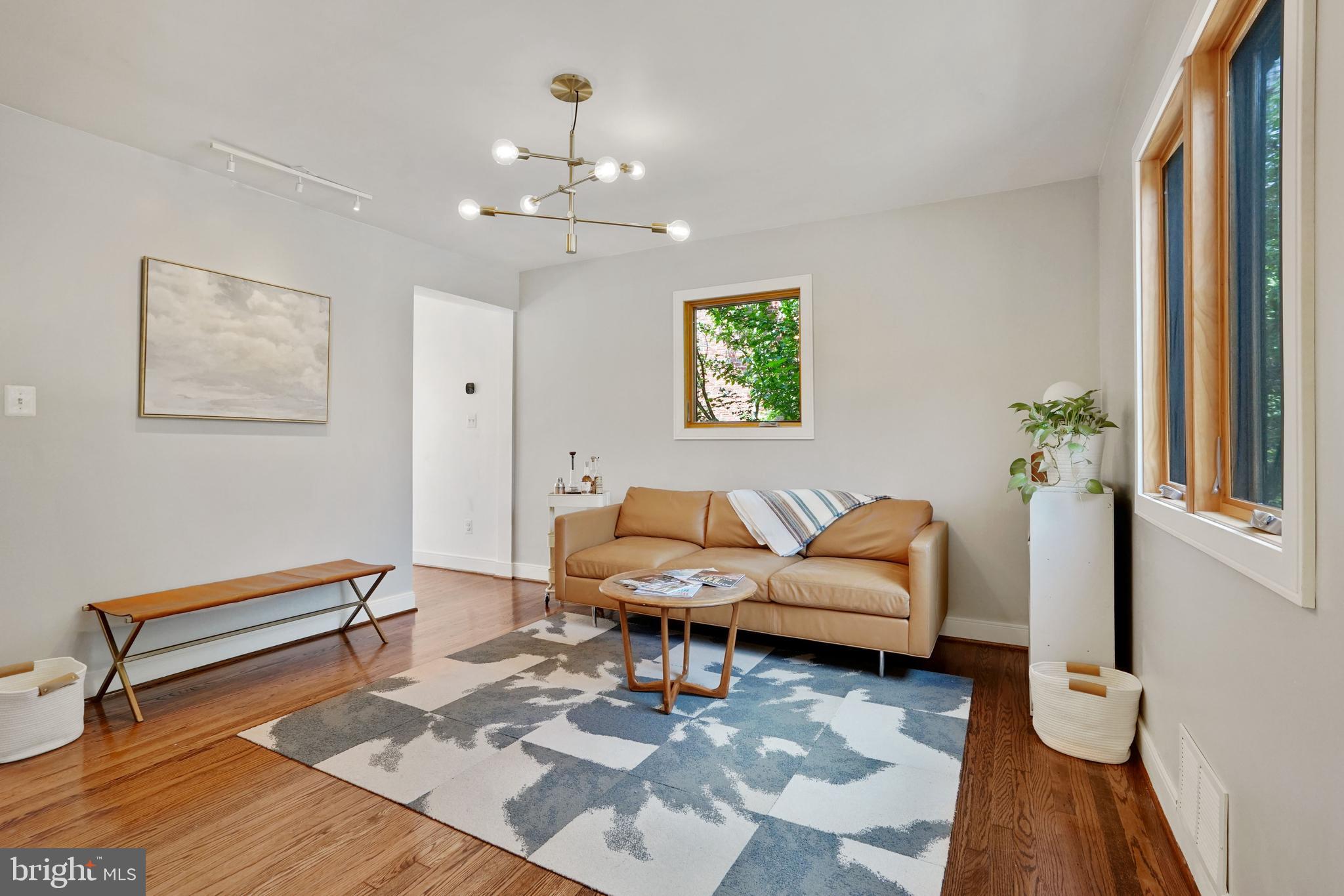 529 East Luray Avenue Alexandria, VA 22301 - Photo 13 of 33