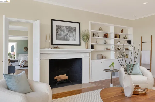 $1,748,000 | 5727 La Salle Avenue, Oakland, CA 94611