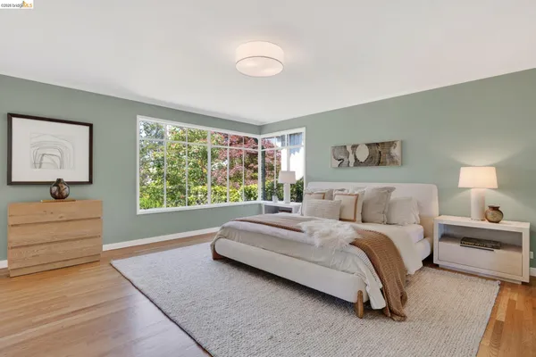 $1,748,000 | 5727 La Salle Avenue, Oakland, CA 94611