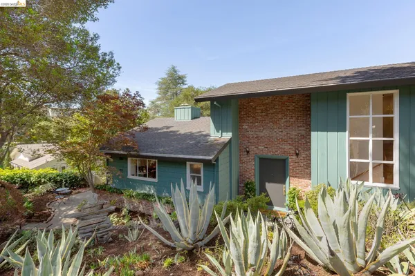 $1,748,000 | 5727 La Salle Avenue, Oakland, CA 94611