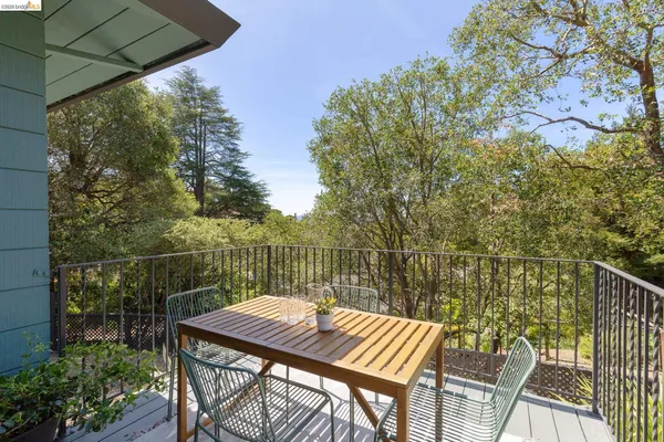$1,748,000 | 5727 La Salle Avenue, Oakland, CA 94611