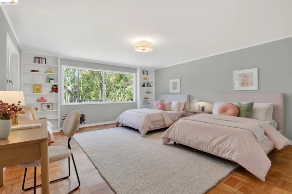 $1,748,000 | 5727 La Salle Avenue, Oakland, CA 94611