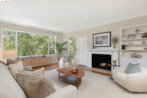 $1,748,000 | 5727 La Salle Avenue, Oakland, CA 94611