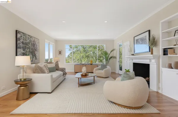 $1,748,000 | 5727 La Salle Avenue, Oakland, CA 94611