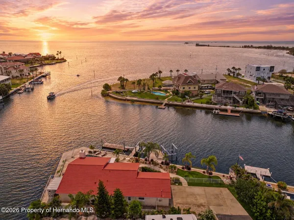 $875,000 | 3180 Gulf Coast Drive, Hernando Beach, FL 34607