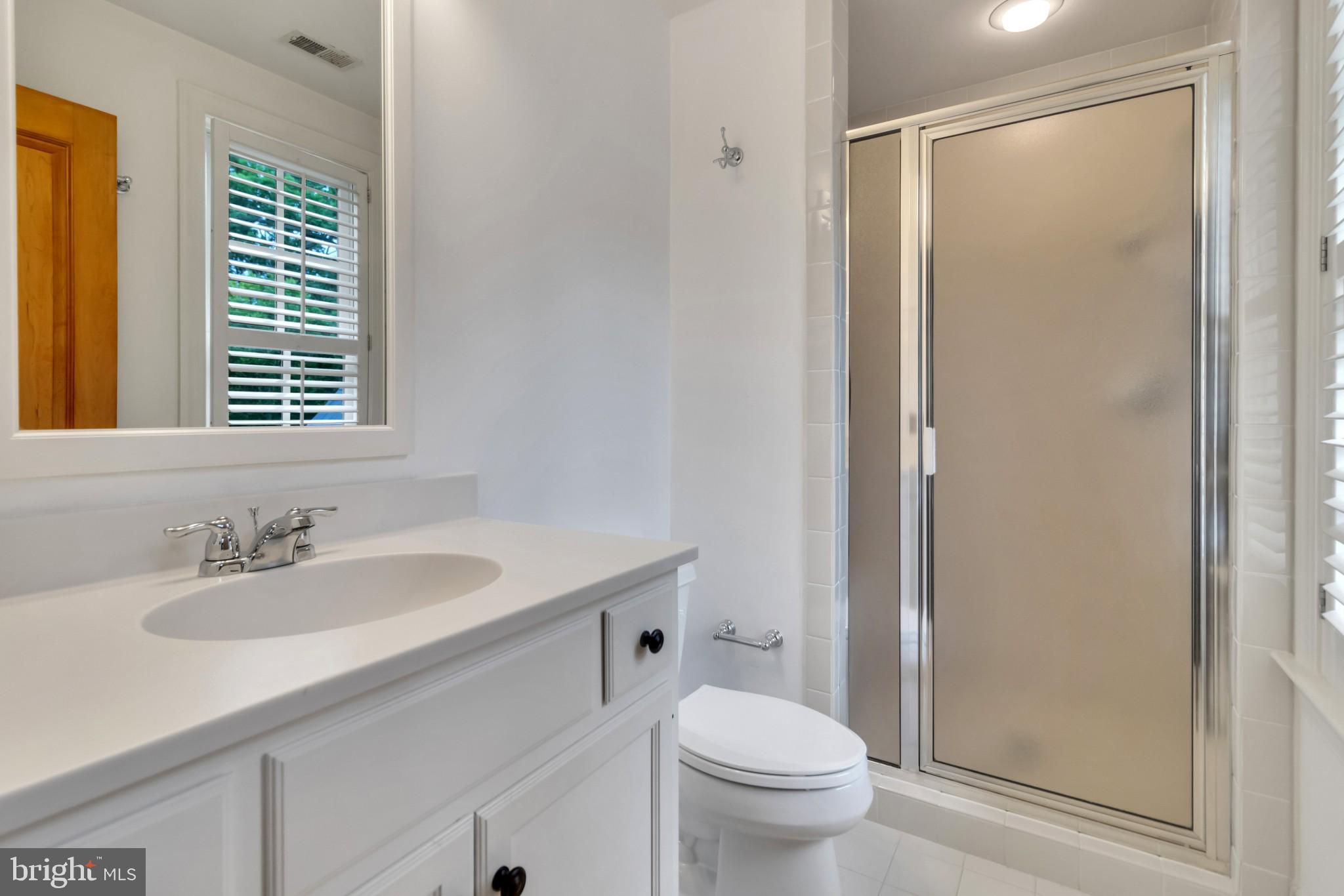 785 Harrison Road Villanova, PA 19085 - Photo 29 of 41 5th BR Private Bath