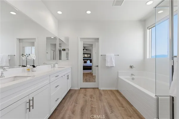 $989,999 | 18106 Meridian Lane, Saugus, CA 91350