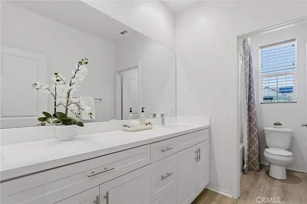 $989,999 | 18106 Meridian Lane, Saugus, CA 91350