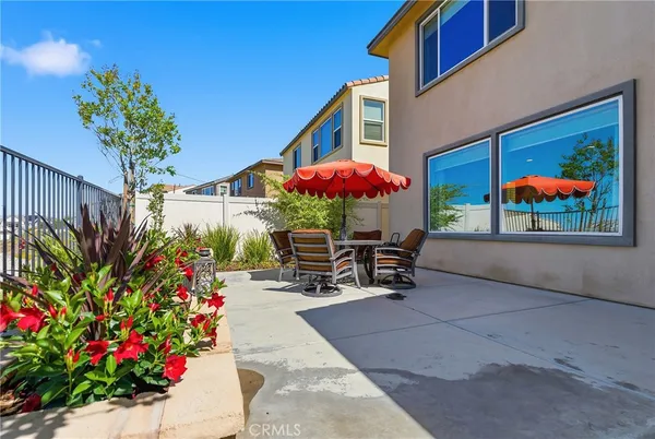 $989,999 | 18106 Meridian Lane, Saugus, CA 91350