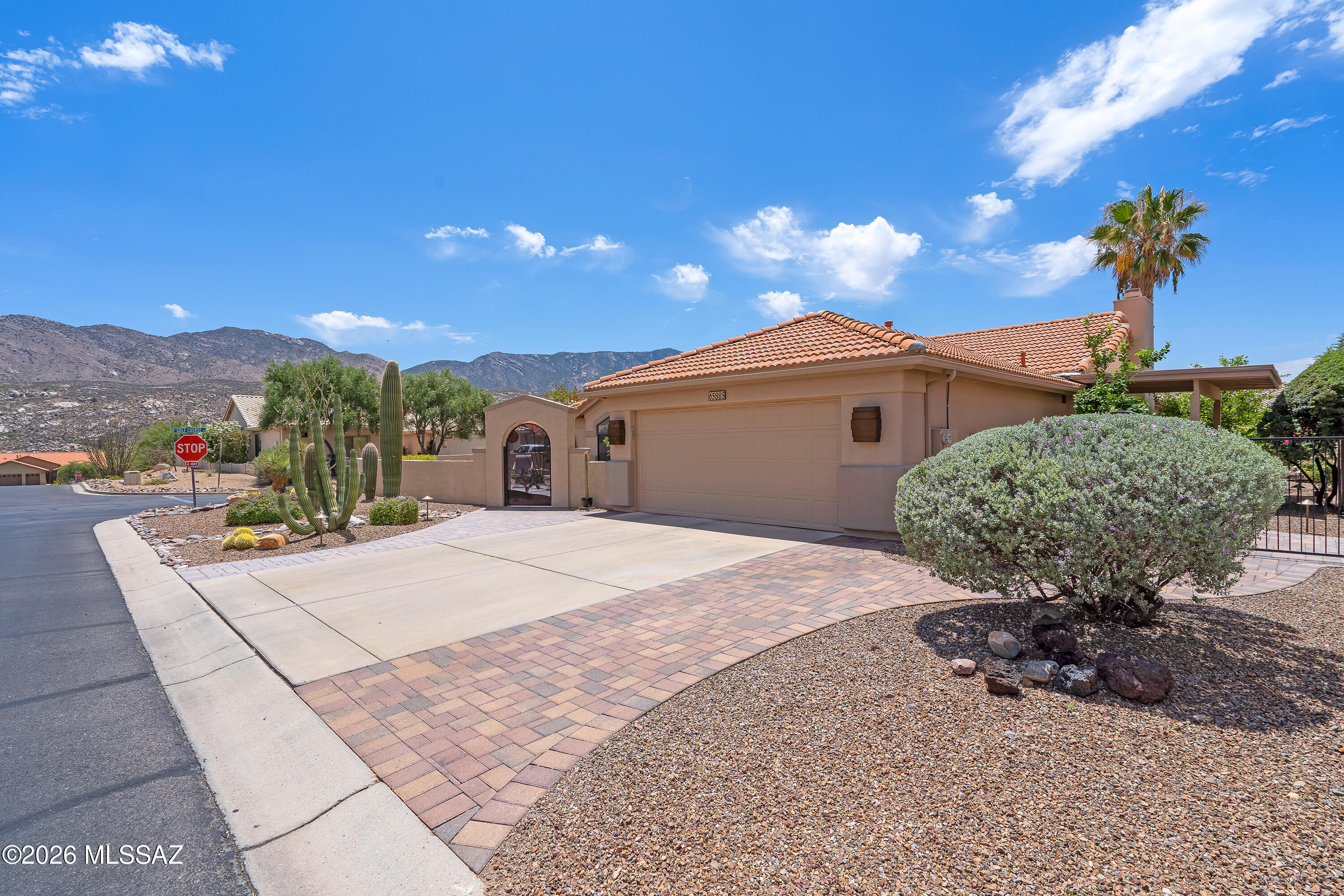 65885 East Desert Ridge Drive Tucson, AZ 85739 - Photo 2 of 35