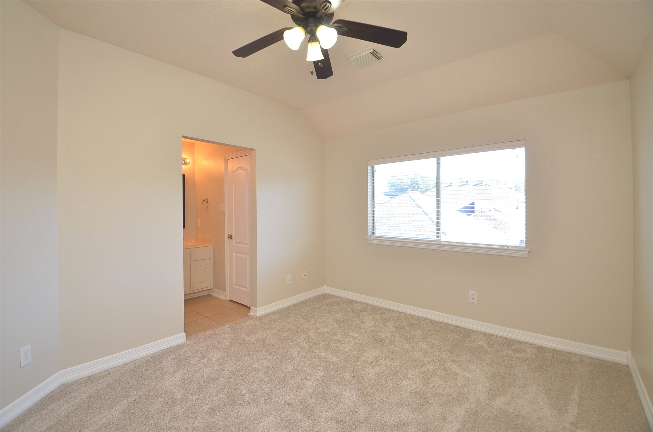 5615 Bent Arbor Lane Katy, TX 77450 - Photo 25 of 42 Bedroom #2 has its own private sink area and shares the tub and toilet (Hollywood style) with the gameroom.