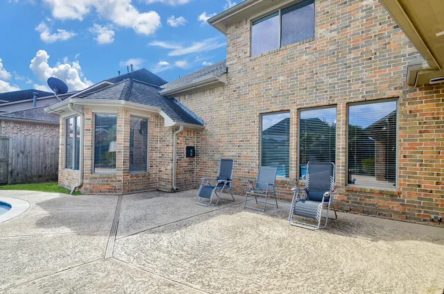 $3,900 | 5615 Bent Arbor Lane, Katy, TX 77450