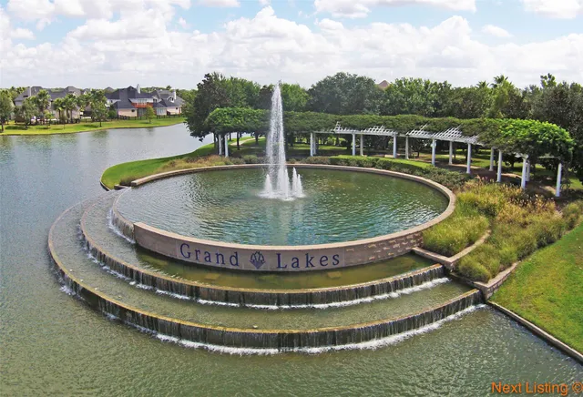 $3,900 | 5615 Bent Arbor Lane, Katy, TX 77450