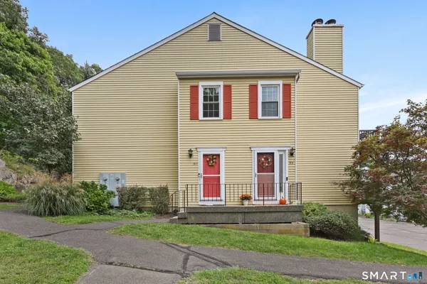 $285,000 | 55 Mill Plain Road, Unit 298, Danbury, CT 06811