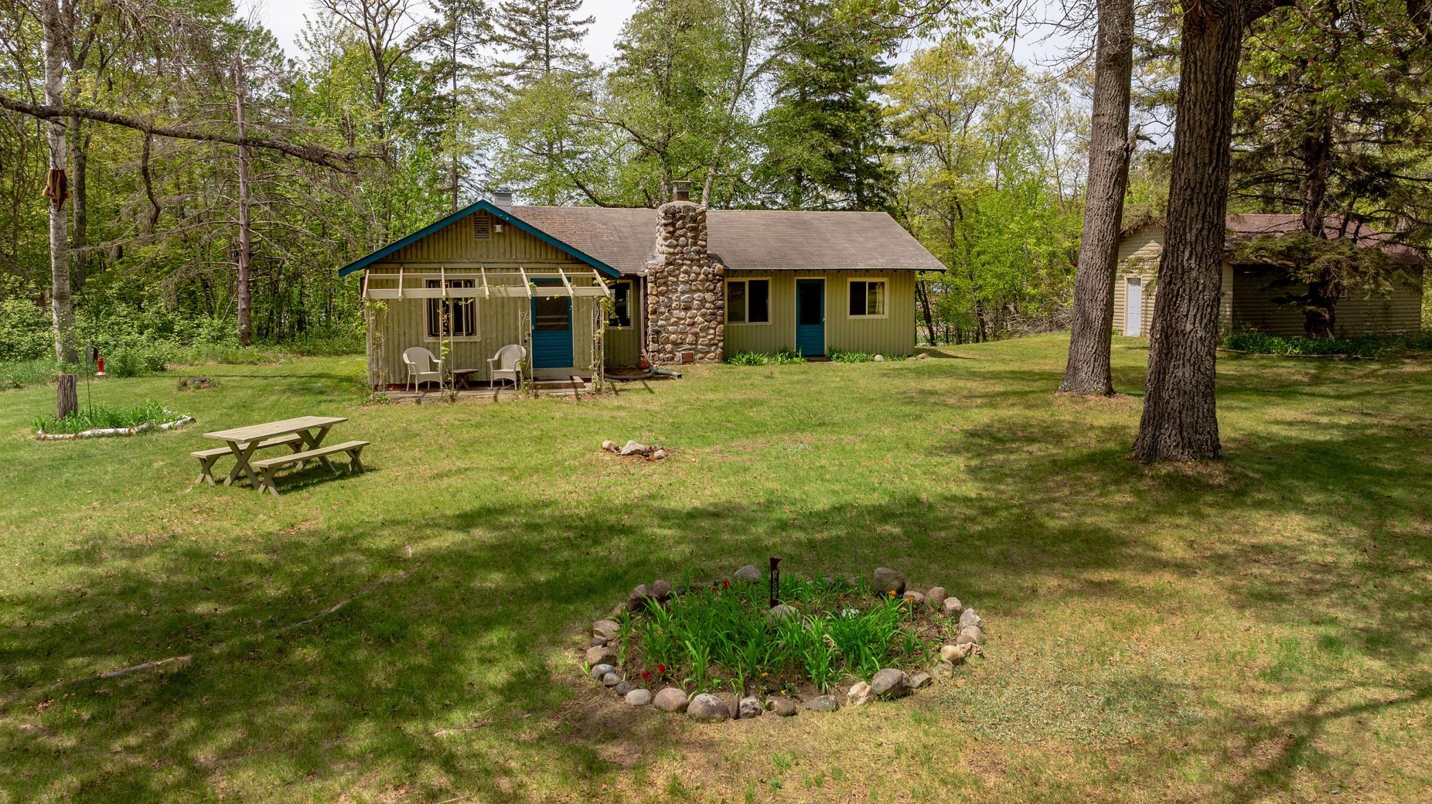 29246 Huxtable Point Road Merrifield, MN 56465 - Photo 4 of 43