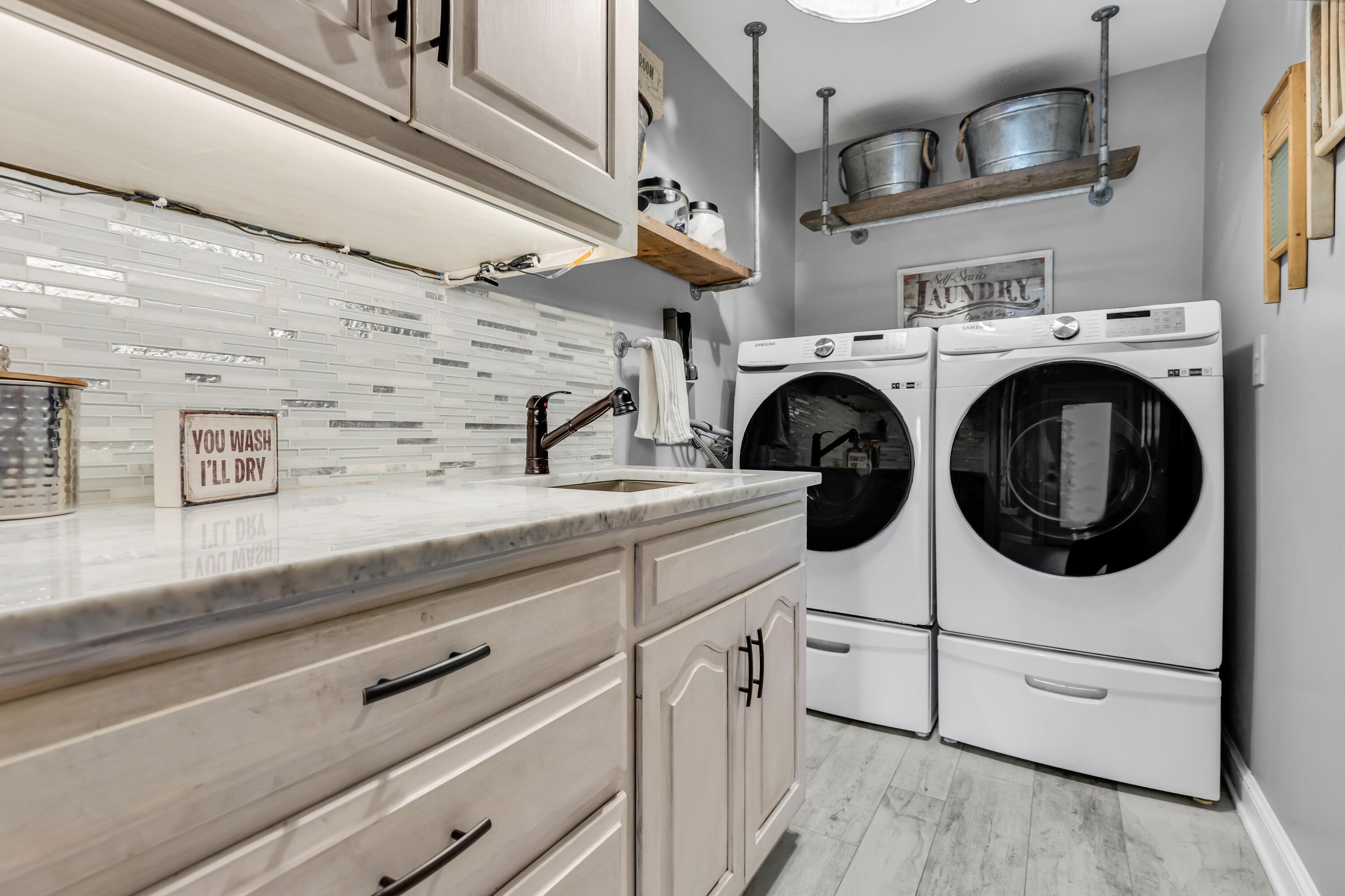 4731 Smothers Road Westerville, OH 43081 - Photo 25 of 62 Laundry