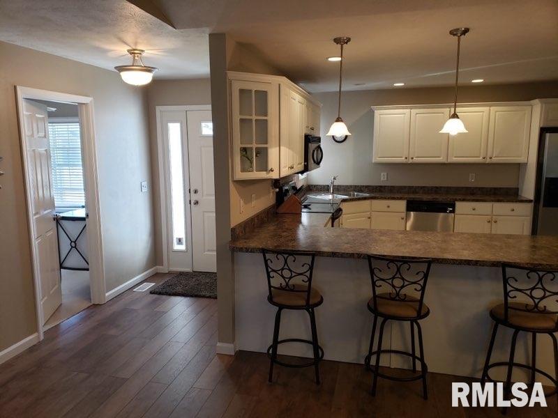 3608 Lytham Drive Springfield, IL 62712 - Photo 7 of 10 Gallery Image 7