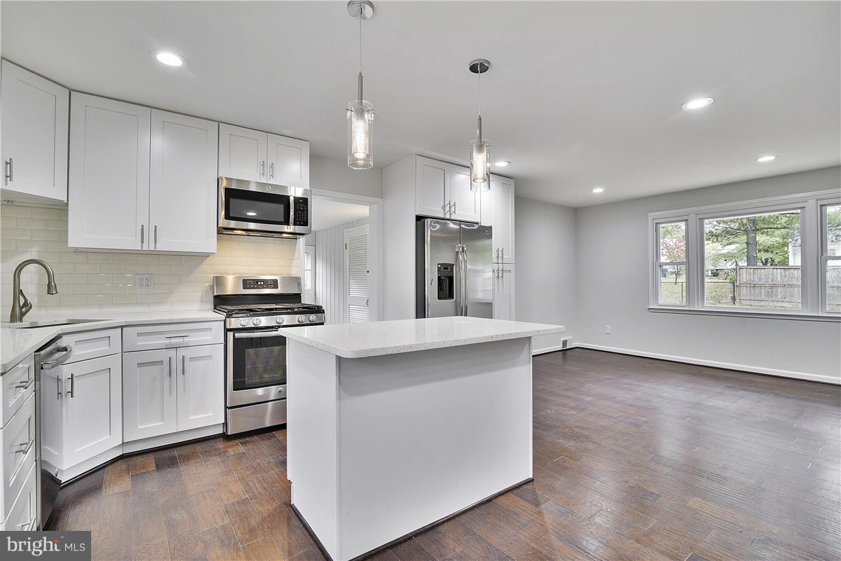 5407 Charlottesville Road Springfield, VA 22151 - Photo 13 of 17 Kitchen