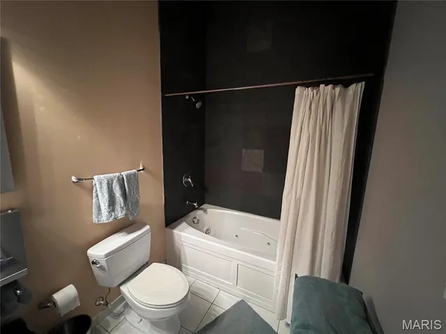 $225,000 | 1004 Spruce Street, Unit 613, St. Louis, MO 63102