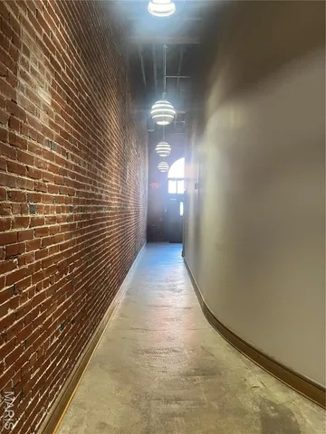 $225,000 | 1004 Spruce Street, Unit 613, St. Louis, MO 63102