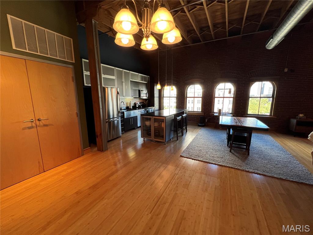 1004 Spruce Street, Unit 613 St. Louis, MO 63102 - Photo 4 of 34