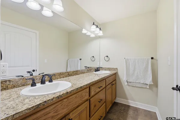 $265,000 | 213 Freeman Street, Lindale, TX 75771