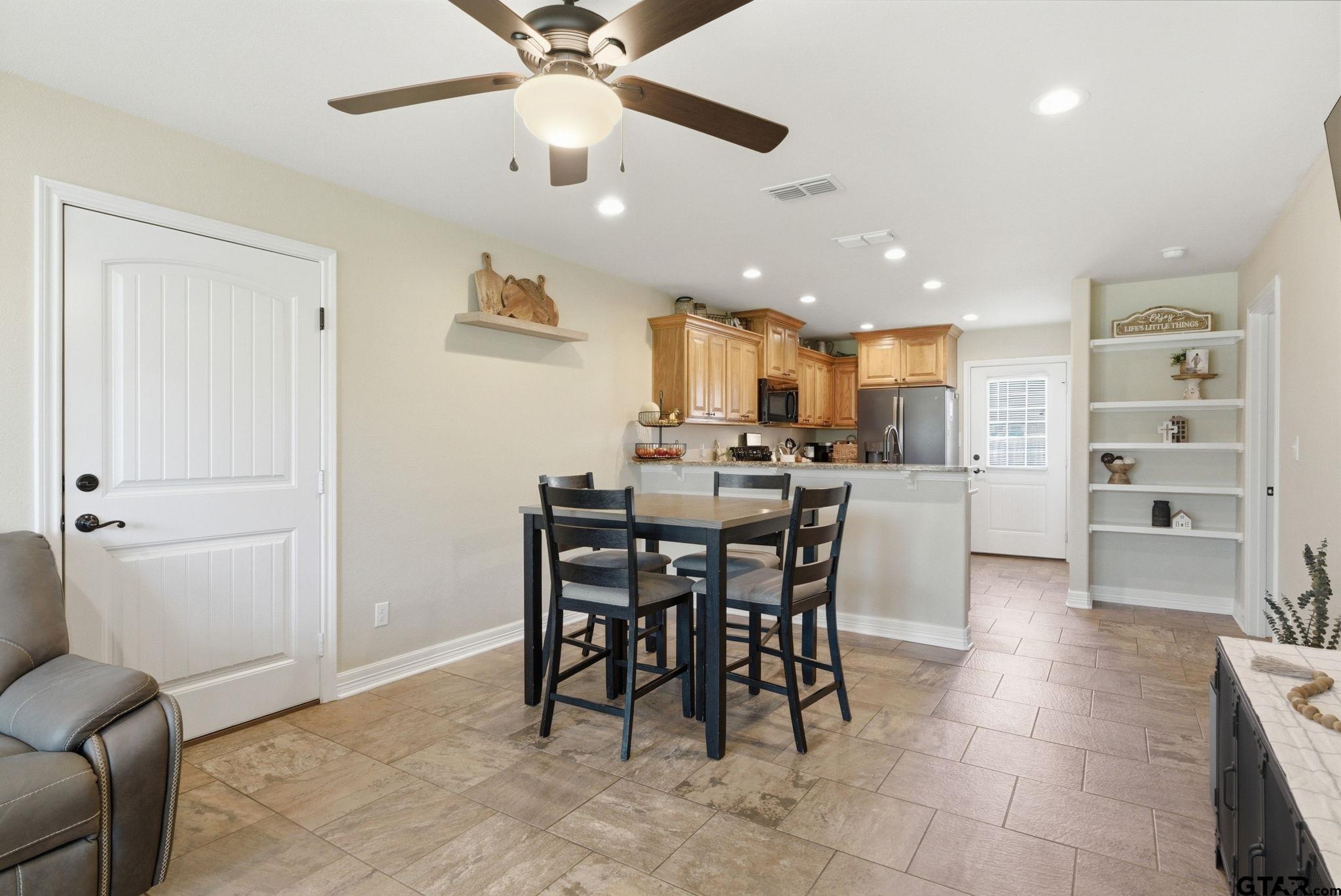 213 Freeman Street Lindale, TX 75771 - Photo 3 of 21