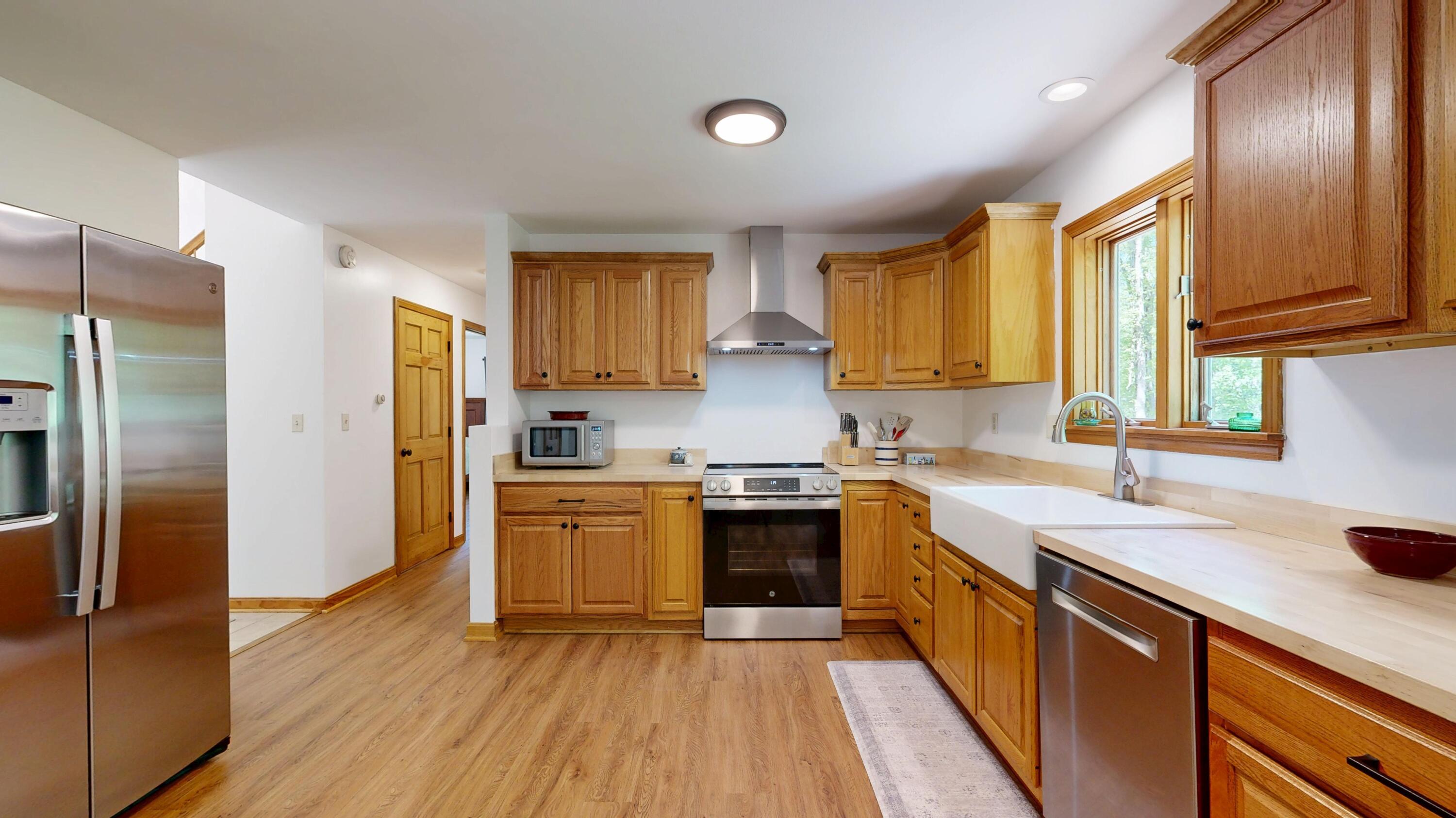 671 Meadow Road Topsham, ME 04086 - Photo 10 of 72 671-Meadow-Road-05262026_093217