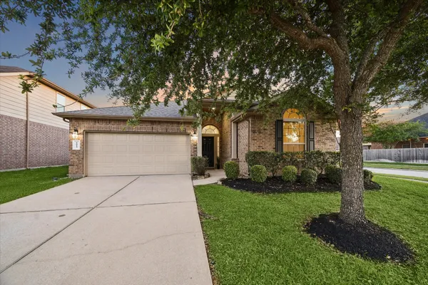 $465,000 | 8819 Alicia Drive, Tomball, TX 77375