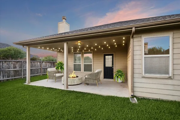 $465,000 | 8819 Alicia Drive, Tomball, TX 77375