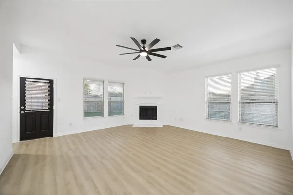 $465,000 | 8819 Alicia Drive, Tomball, TX 77375