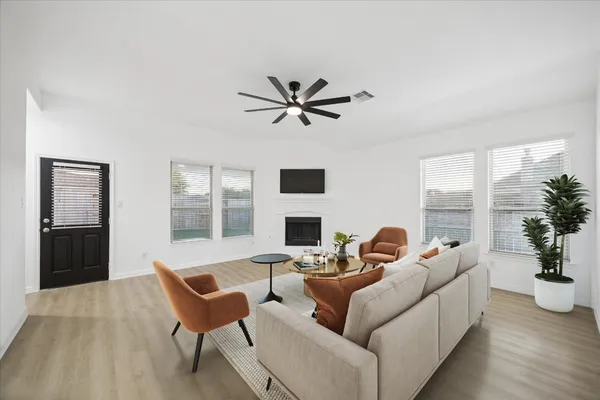 $465,000 | 8819 Alicia Drive, Tomball, TX 77375