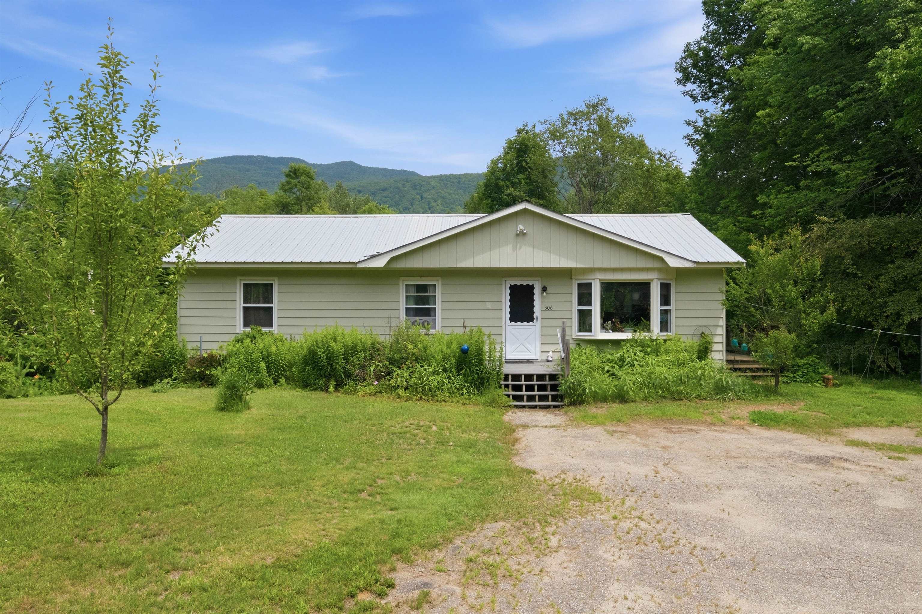 306 Stinson Lake Road Rumney, NH 03266 - Photo 1 of 30