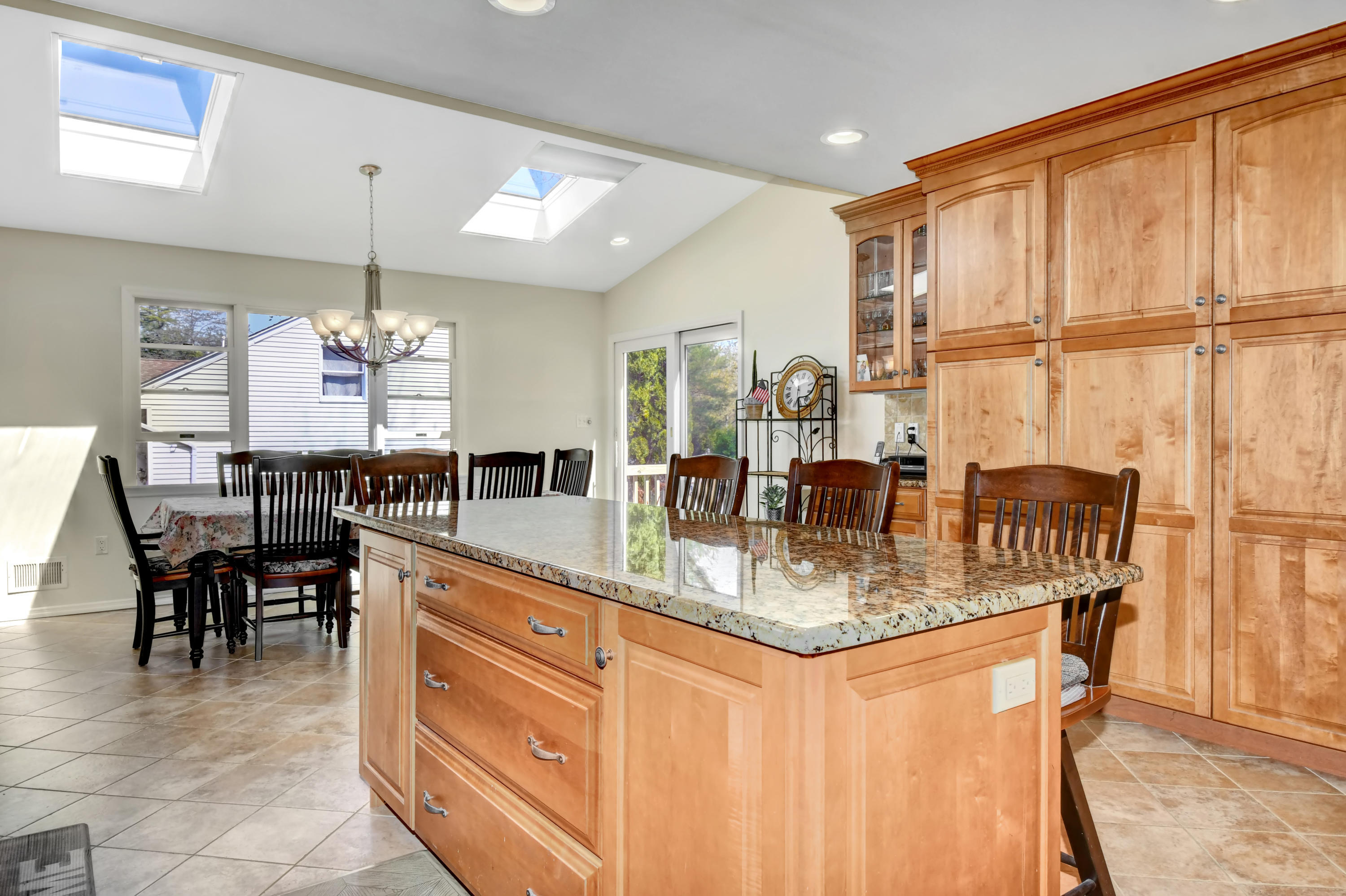 18 Old Manor Road Holmdel, NJ 07733 - Photo 7 of 25 08-Kitchen