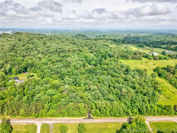 $965,000 | 2755 Ashley Morgan Drive, New Albany, IN 47150