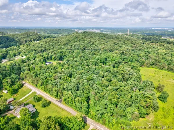 $965,000 | 2755 Ashley Morgan Drive, New Albany, IN 47150