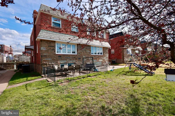 $389,000 | 7523 Brous Avenue, Philadelphia, PA 19152