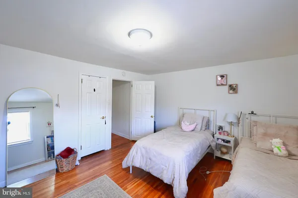$389,000 | 7523 Brous Avenue, Philadelphia, PA 19152