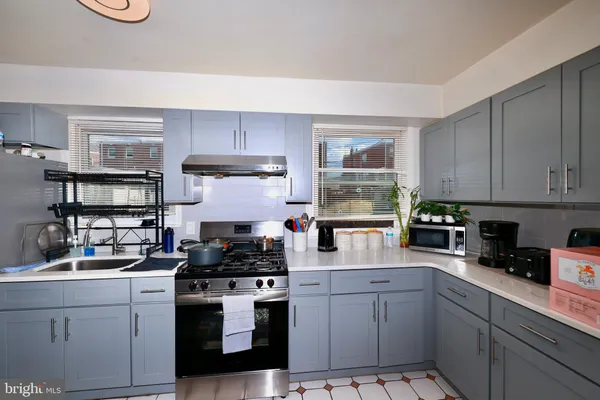 $389,000 | 7523 Brous Avenue, Philadelphia, PA 19152