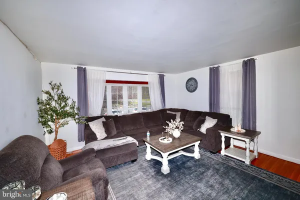 $389,000 | 7523 Brous Avenue, Philadelphia, PA 19152